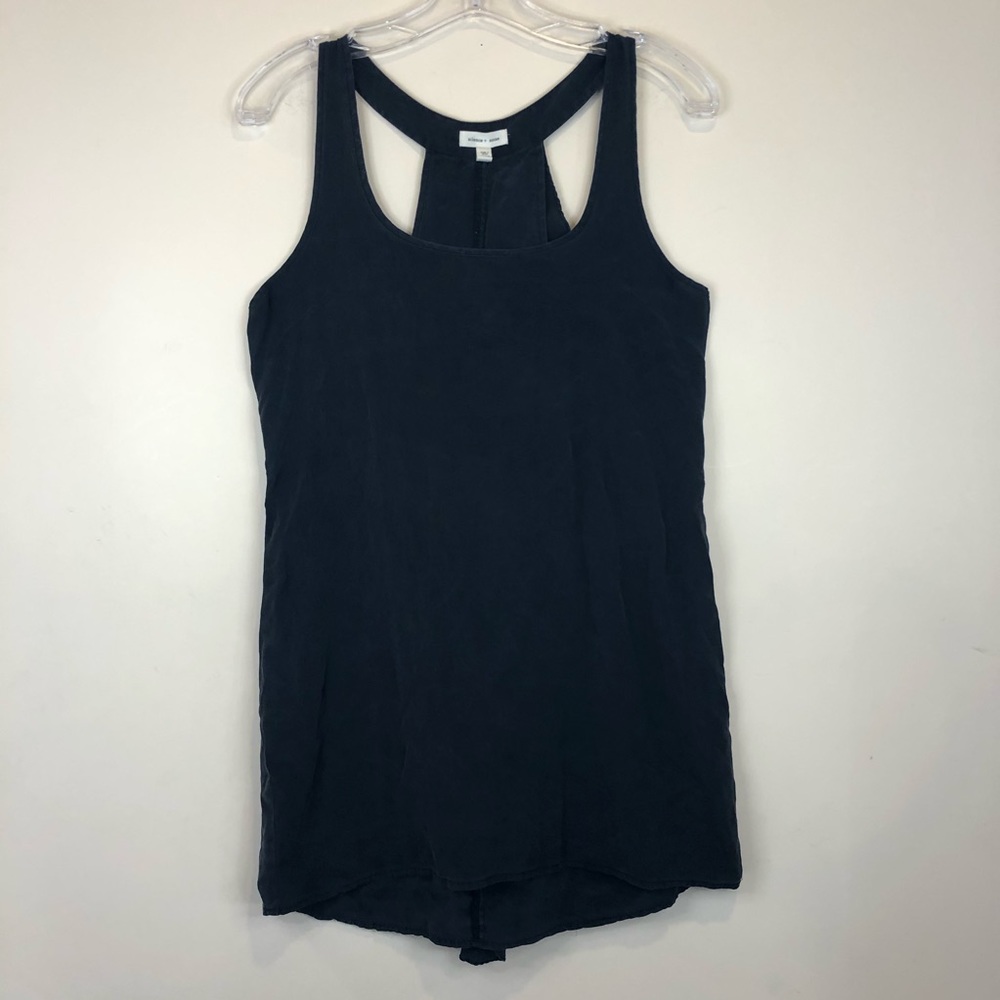 UO SILENCE & NOISE 🖤 sz. M 100% SILK tank
